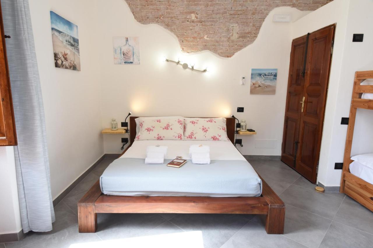 La Casa Di Dario Hotell La Maddalena  Eksteriør bilde
