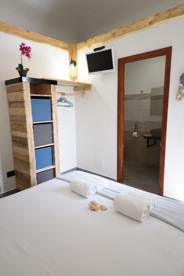 La Casa Di Dario Hotell La Maddalena  Eksteriør bilde