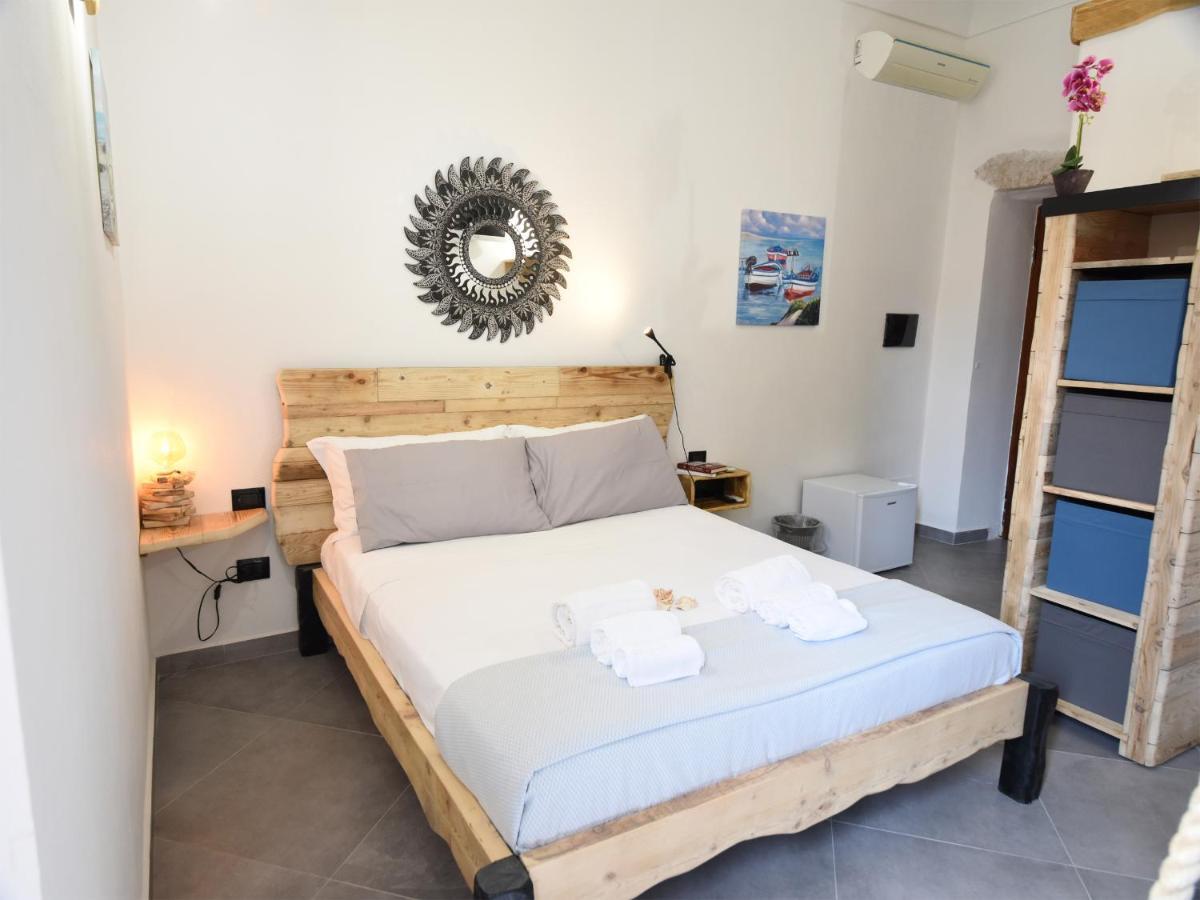 La Casa Di Dario Hotell La Maddalena  Eksteriør bilde