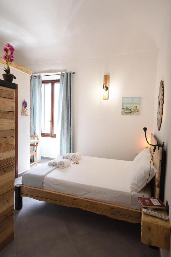 La Casa Di Dario Hotell La Maddalena  Eksteriør bilde