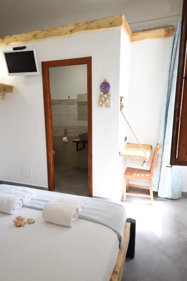 La Casa Di Dario Hotell La Maddalena  Eksteriør bilde