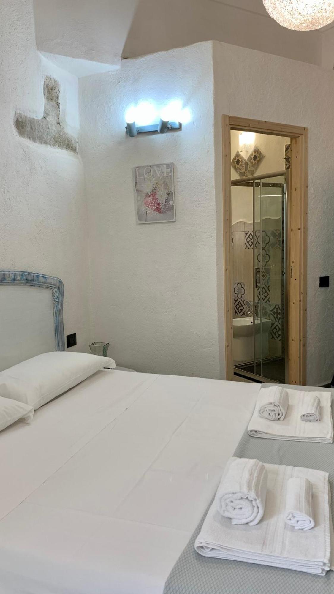 La Casa Di Dario Hotell La Maddalena  Eksteriør bilde